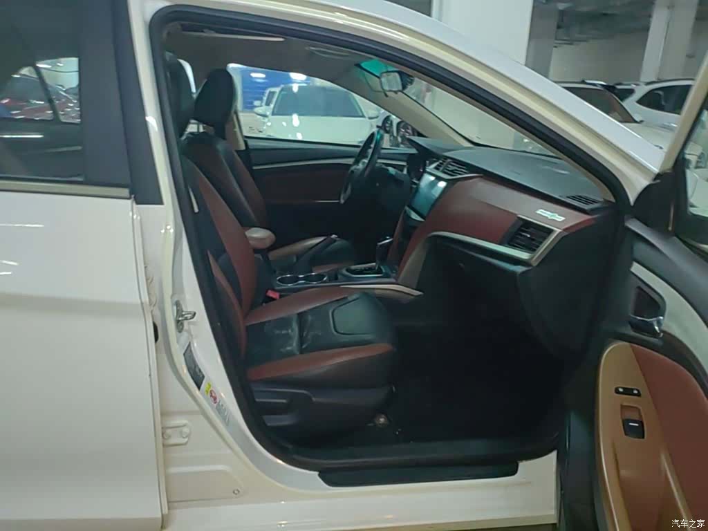 BYD G5, 2014 25