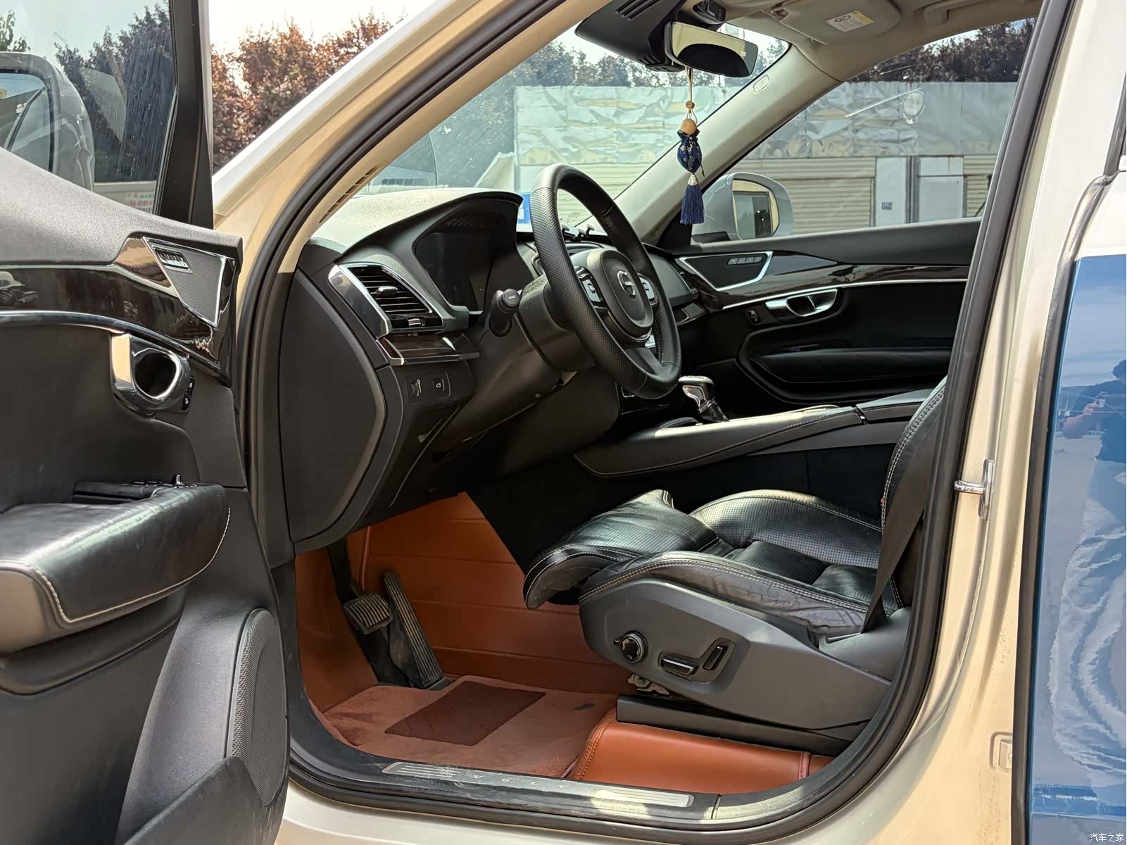 Volvo XC90, 2015 4