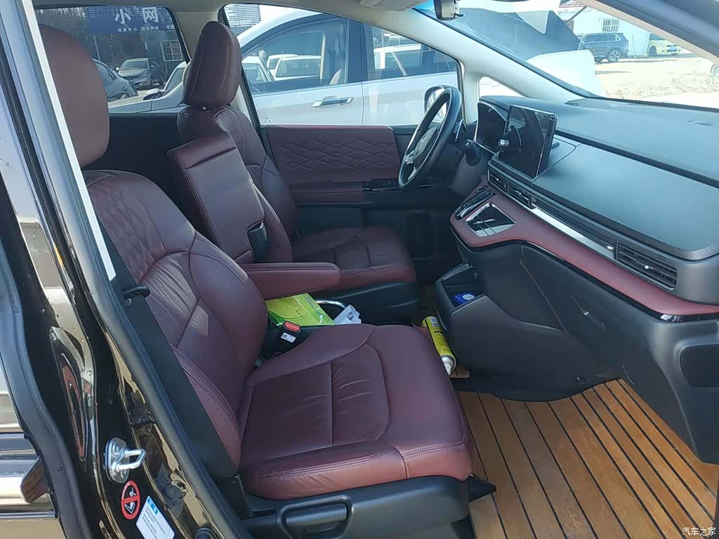 Honda Elysion, 2022 11