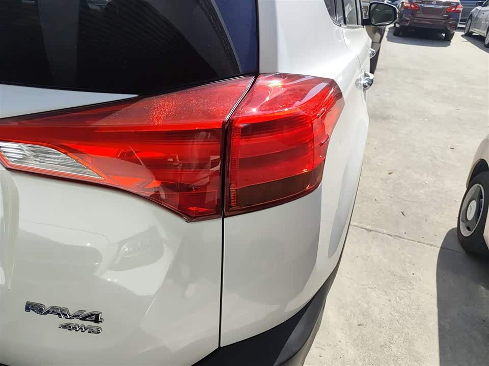 Toyota RAV4 Rongfang