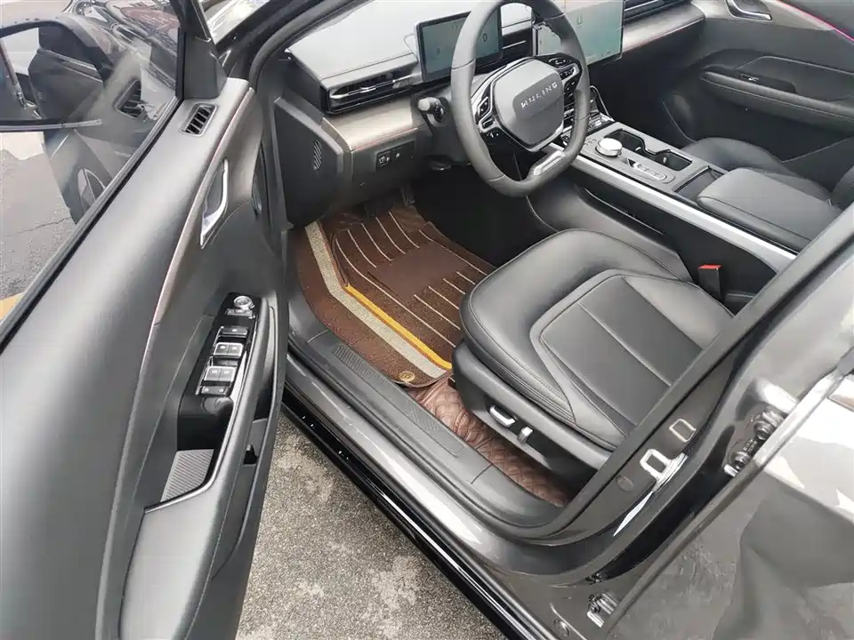 Wuling Wuling Starlight