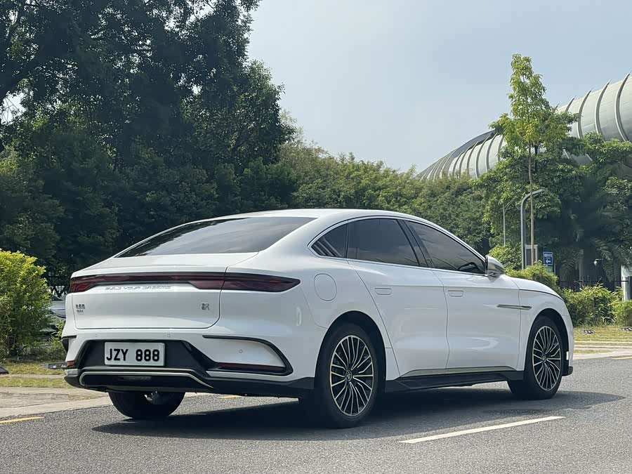 BYD Han 2023, фото 6