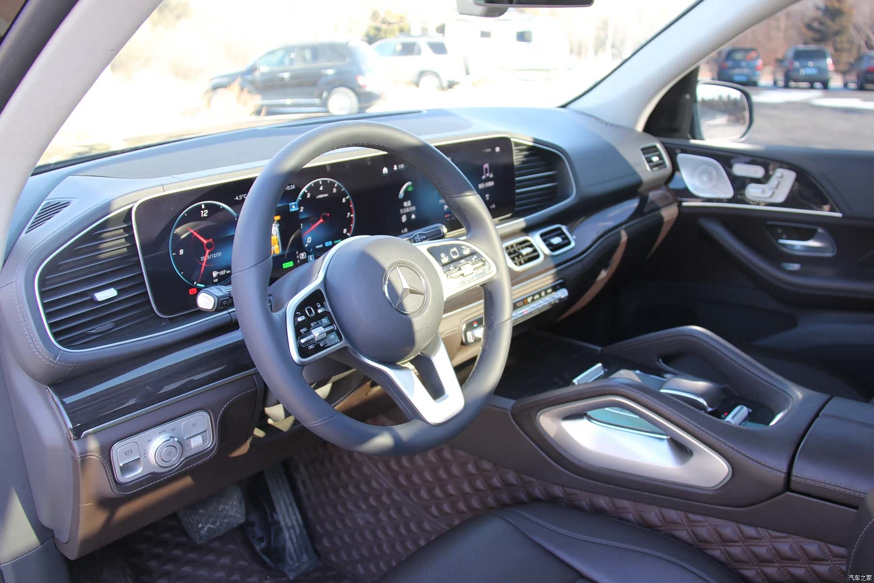 Mercedes-Benz GLS, 2020 11