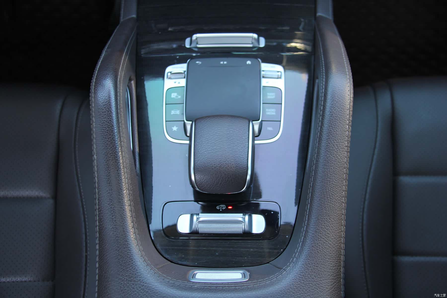 Mercedes-Benz GLS, 2020 24