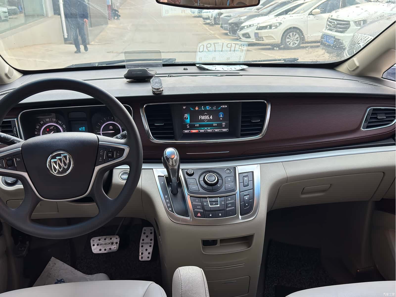Buick GL8, 2018 все фото