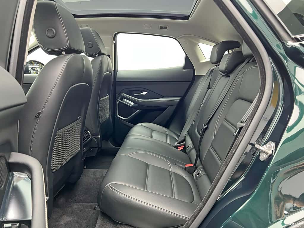 Land Rover E-PACE, 2024 16