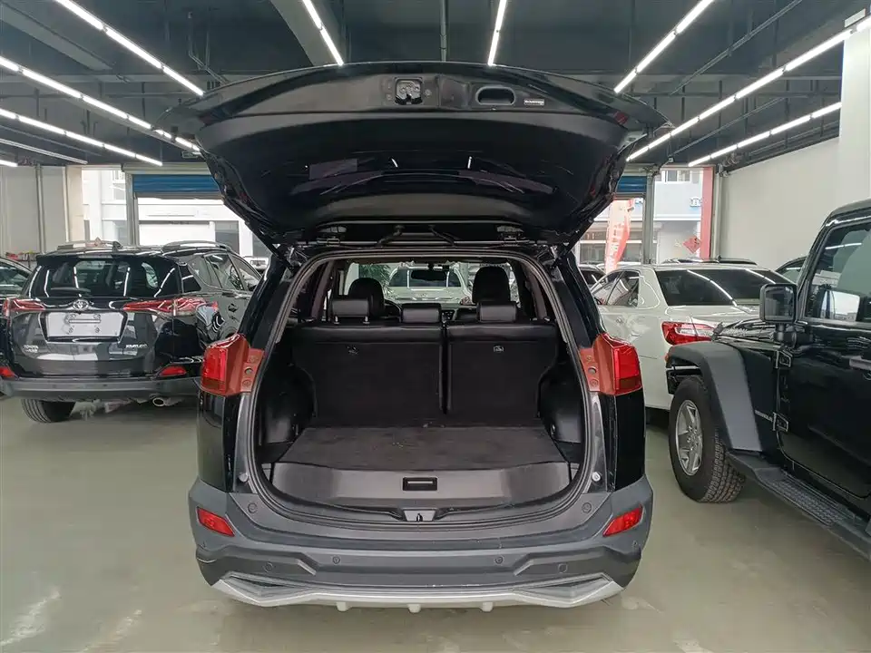 Toyota RAV4 Rongfang