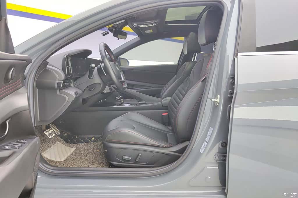 Hyundai Elantra, 2021 9