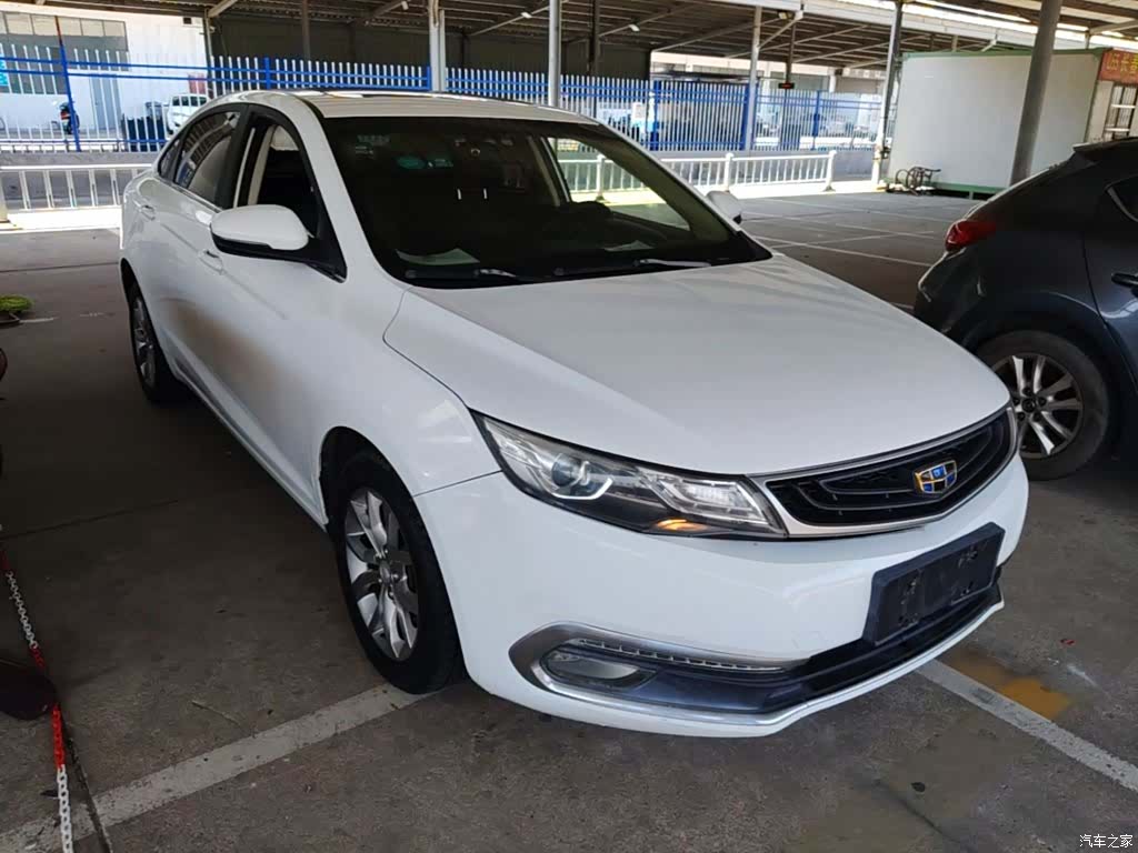 Geely Emgrand, 2016 4