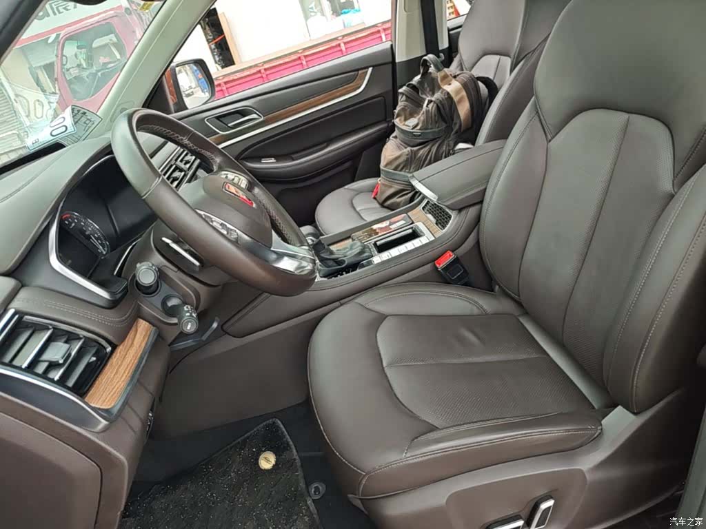 Roewe RX8, 2018 11