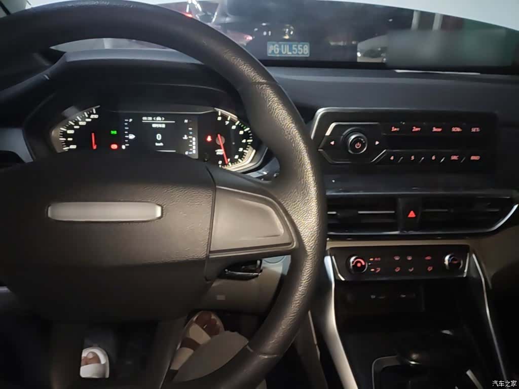 Maxus G50, 2022 6