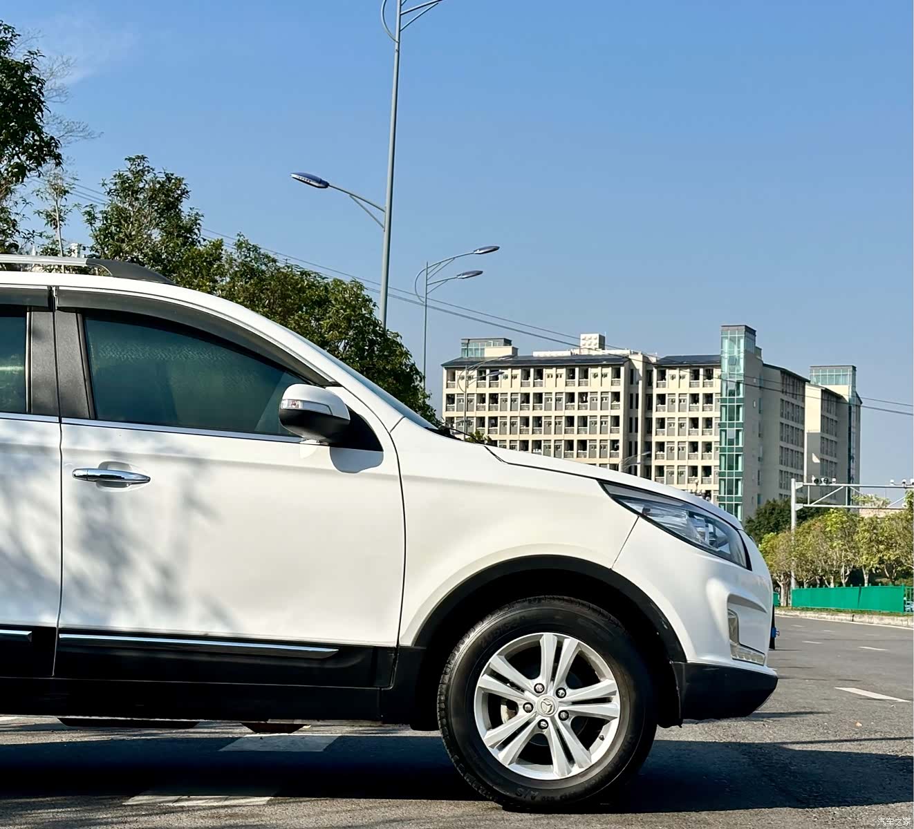 BAIC S3, 2015 6