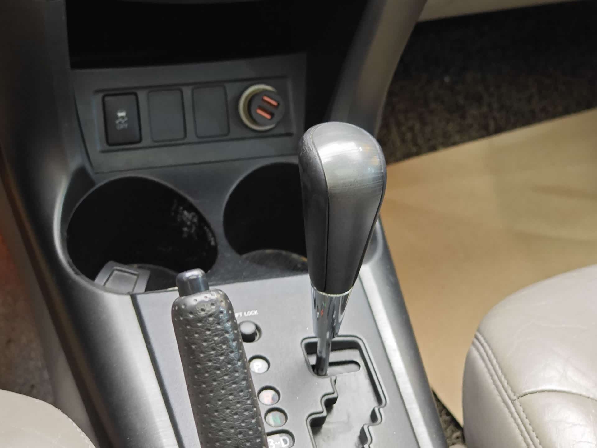 Toyota RAV4, 2011 17