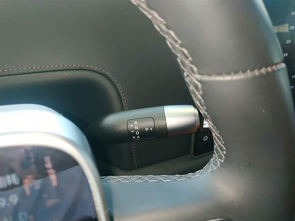 Li Auto Ideal L8