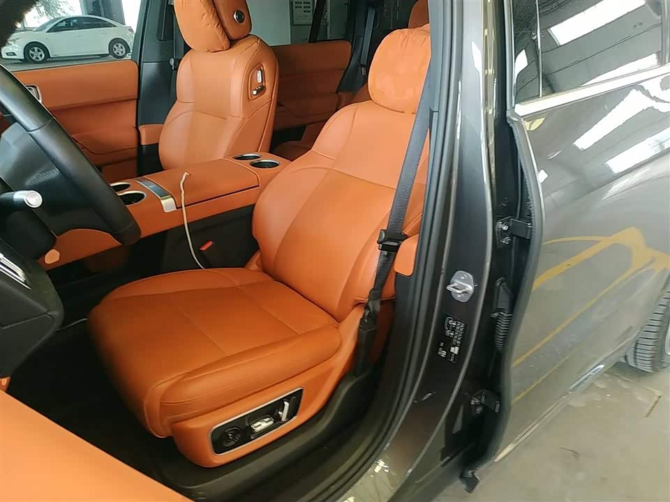 Li Auto Ideal L8