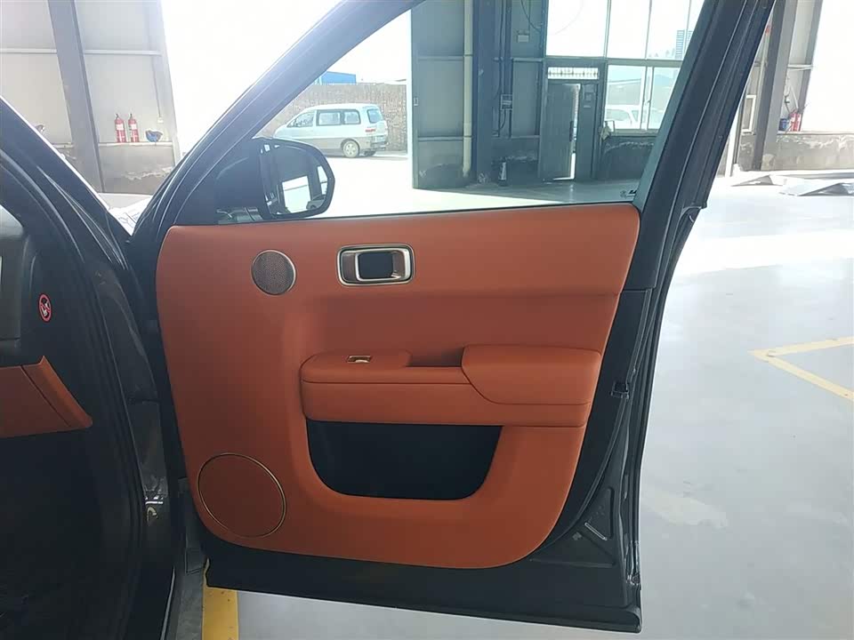 Li Auto Ideal L8