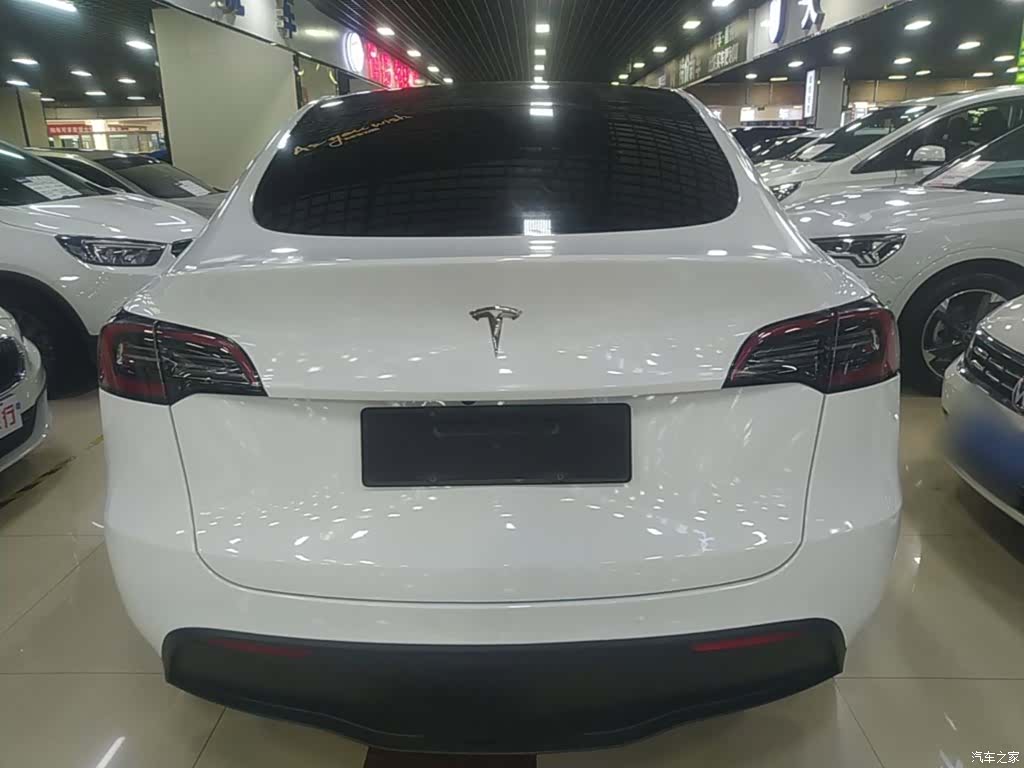 Tesla Model Y, 2021 6