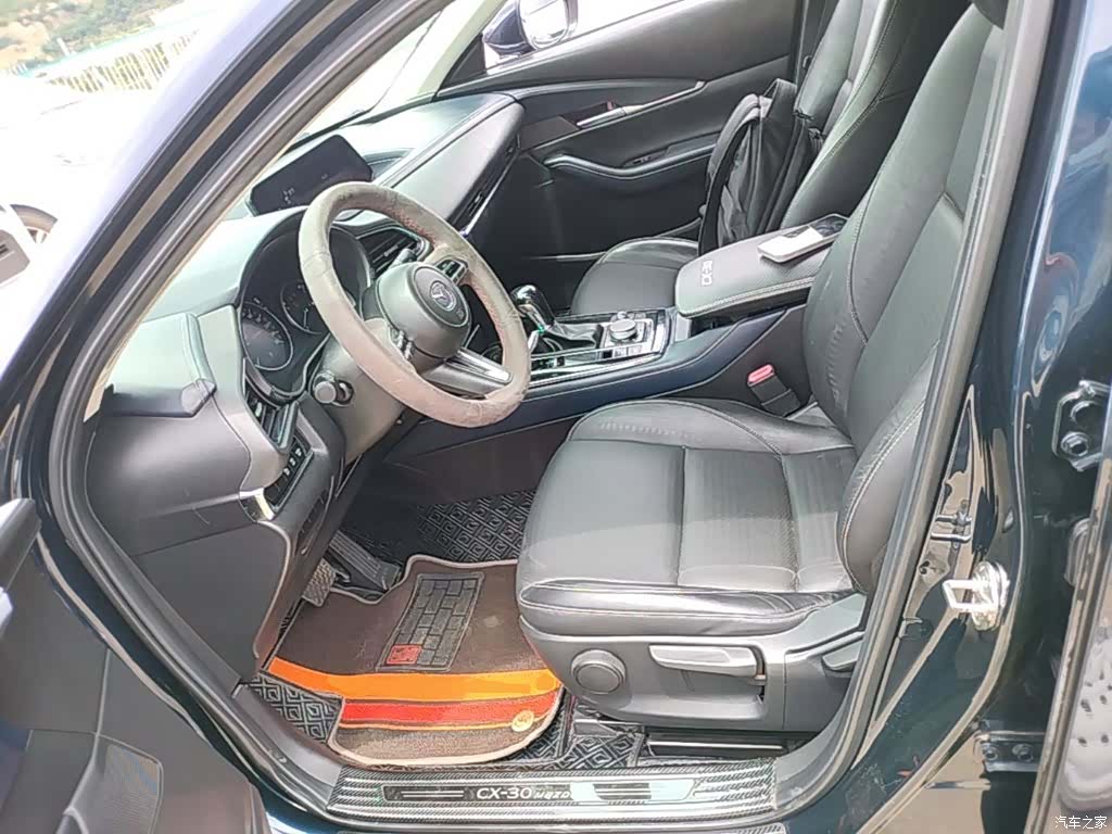 Mazda CX-30, 2021 22