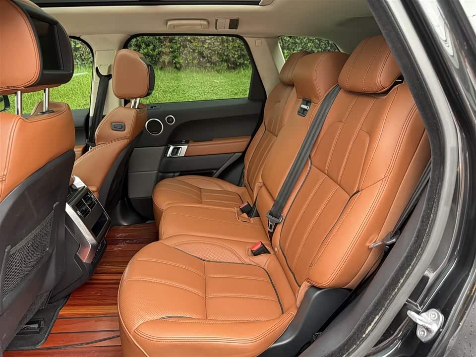 Land Rover Range Rover Sport Land Rover Range Rover Sport