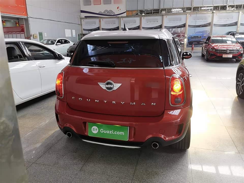 MINI COUNTRYMAN
