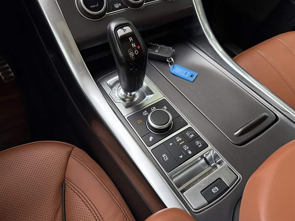 Land Rover Range Rover Sport Land Rover Range Rover Sport