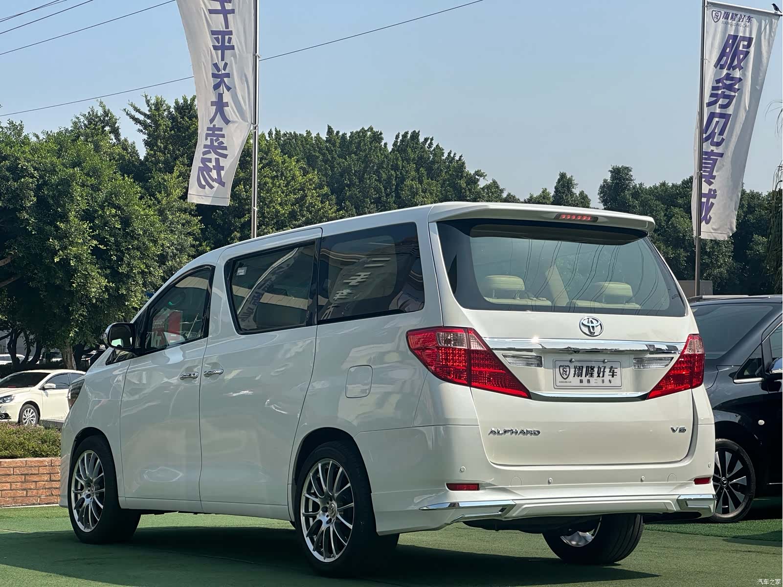 Toyota Alphard, 2012 8