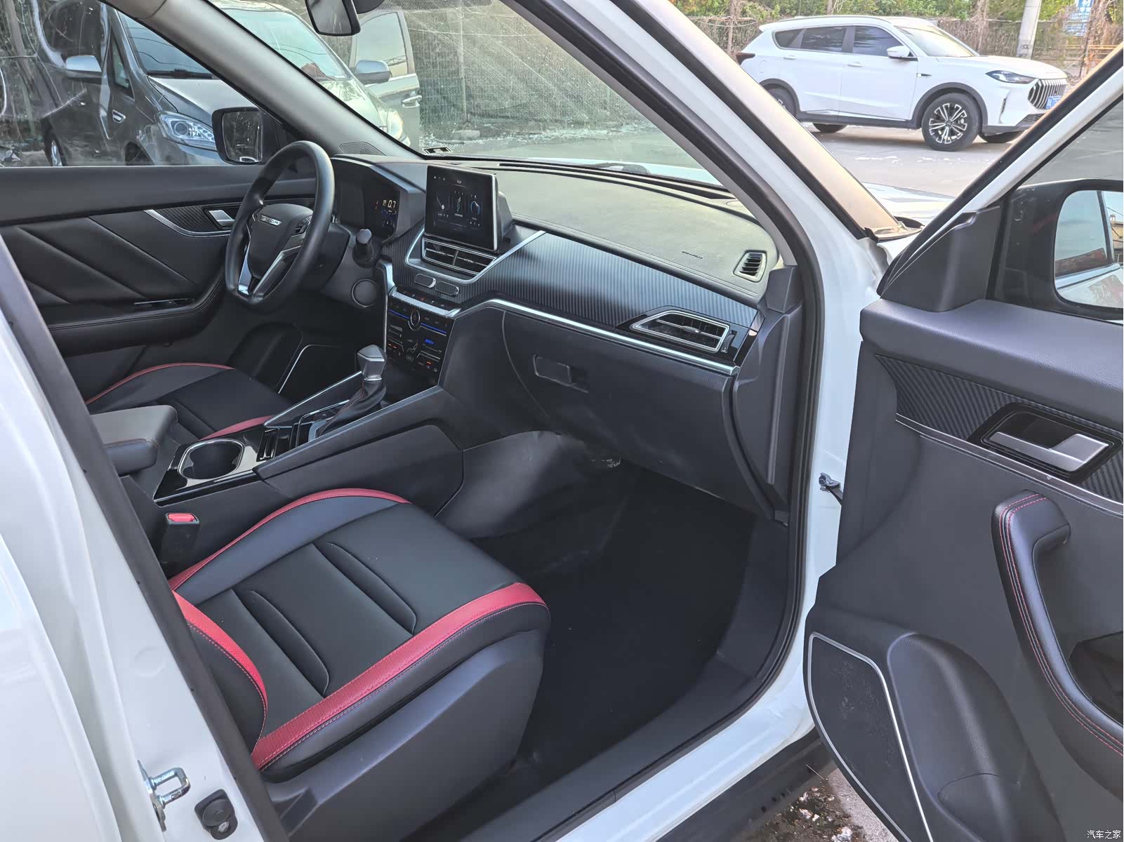 Nissan T60, 2021 12