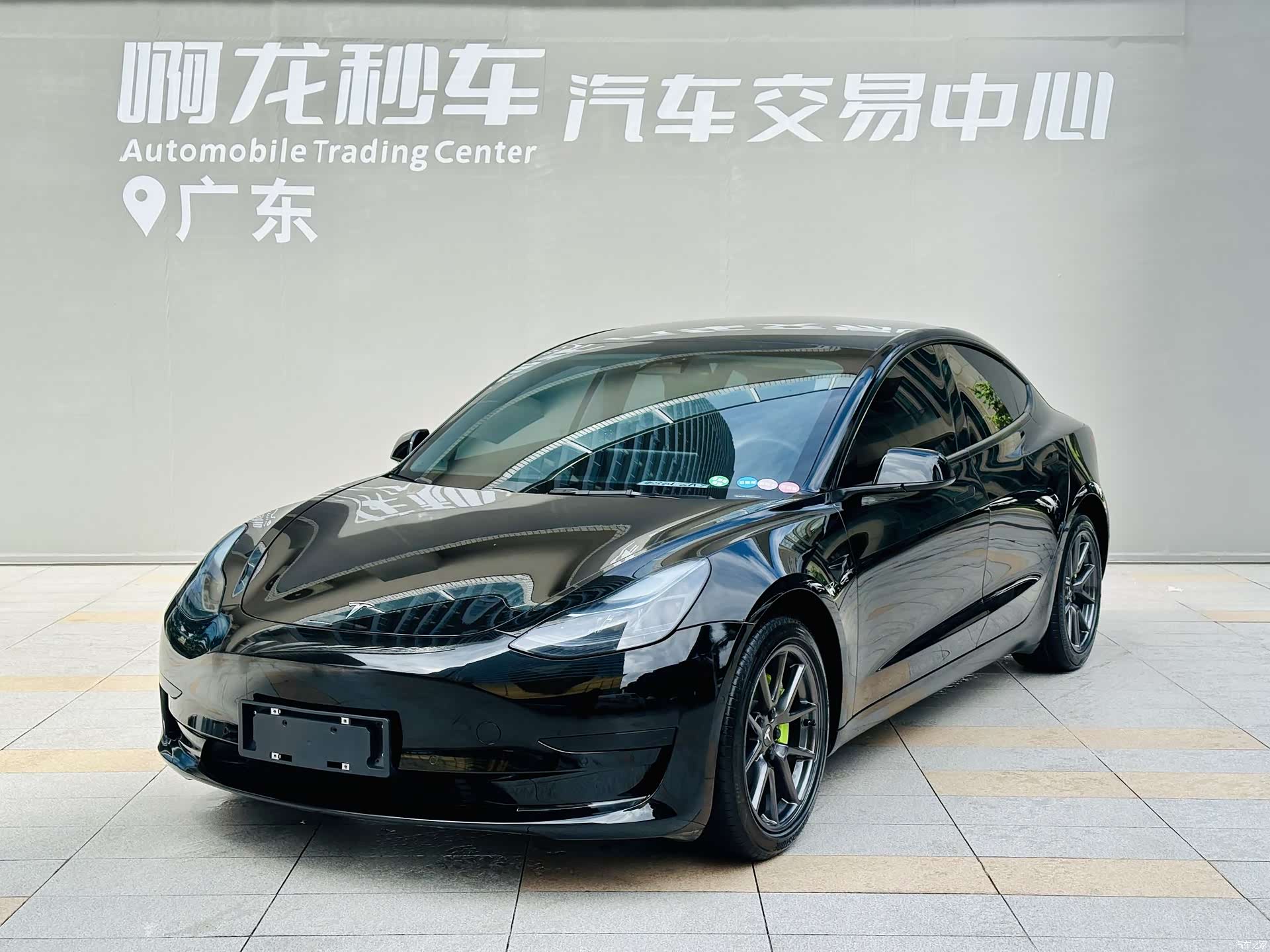 Tesla Model 3, 2023 14