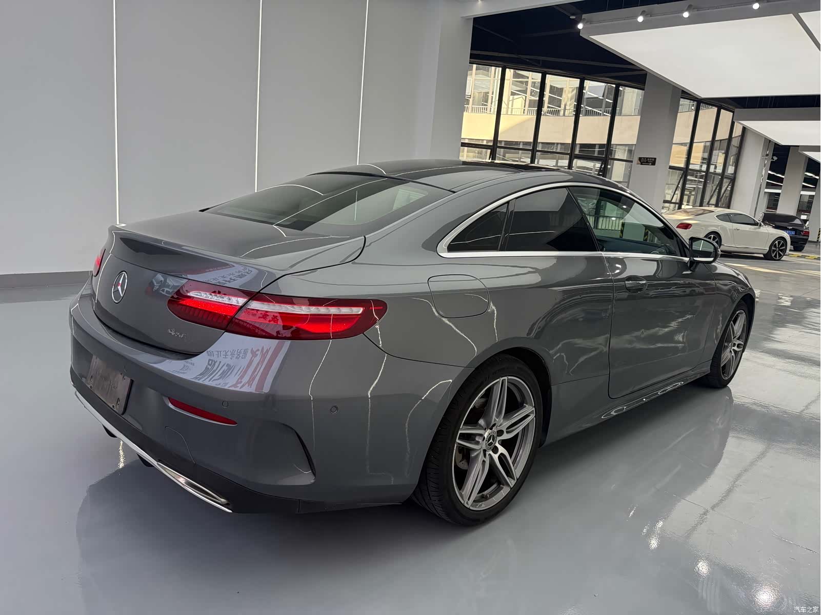 Mercedes-Benz E-Class, 2018 14