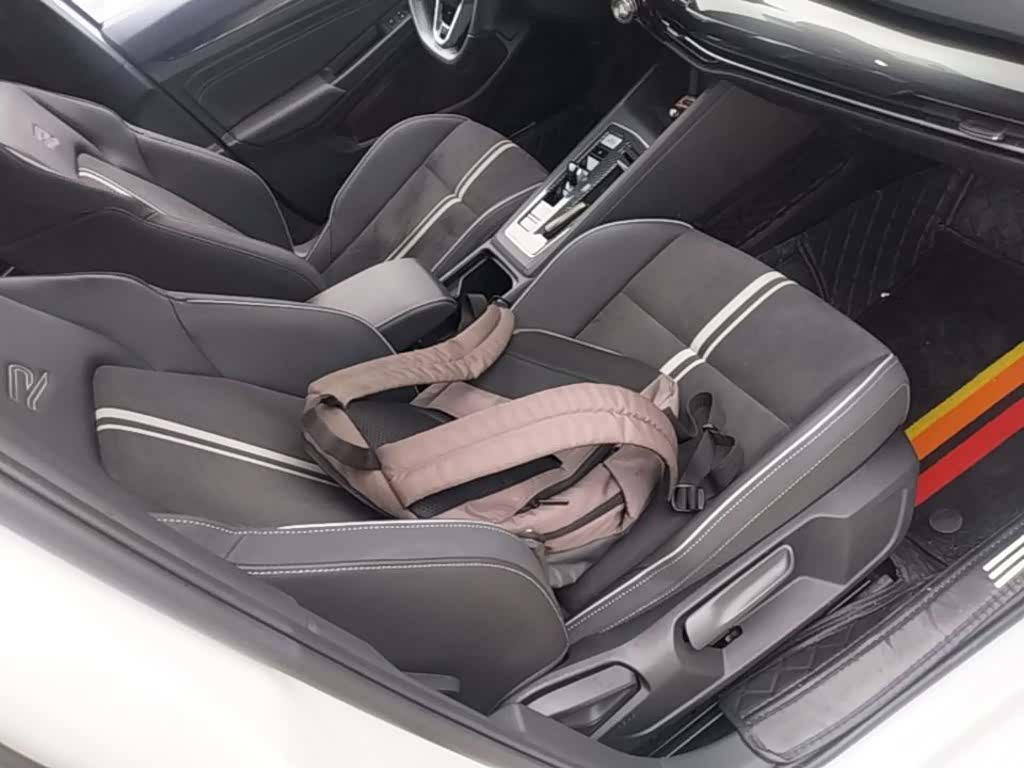 Volkswagen Golf, 2021 25