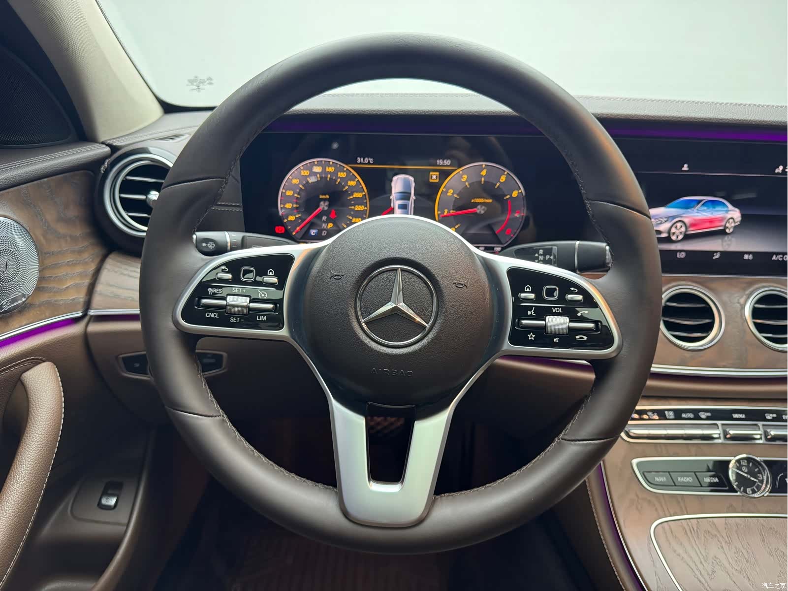 Mercedes-Benz E-Class, 2020 12