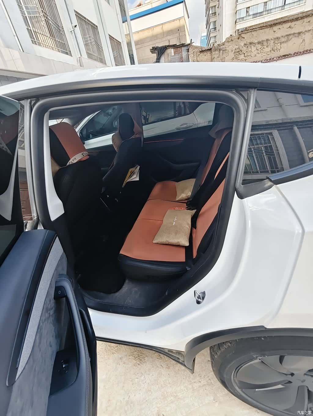 Tesla Model Y, 2025 24