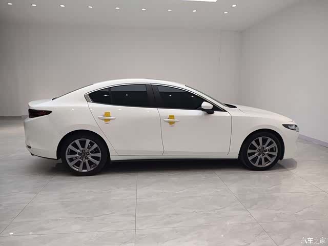 Mazda Mazda3, 2024 4