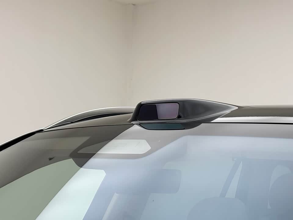 AITO Ask the world M9