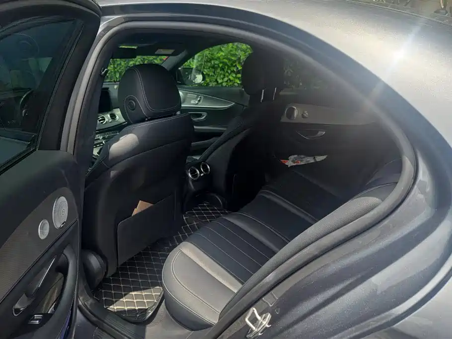 Mercedes-Benz E-class Mercedes-Benz E-class