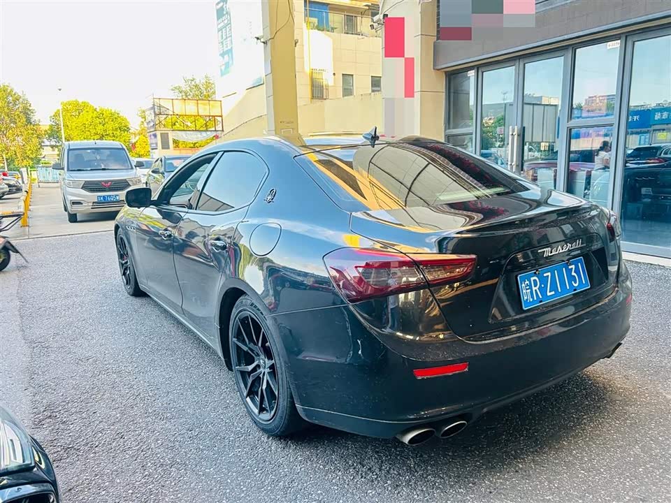 Maserati Ghibli Maserati Ghibli
