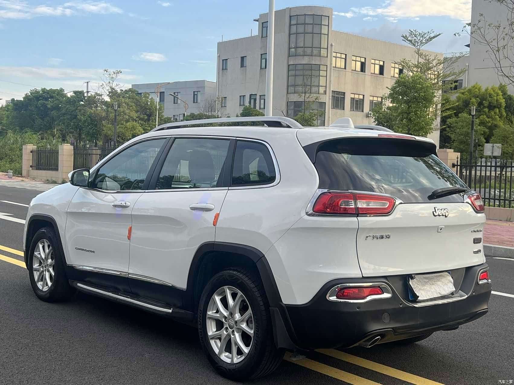 Jeep Cherokee, 2016 9