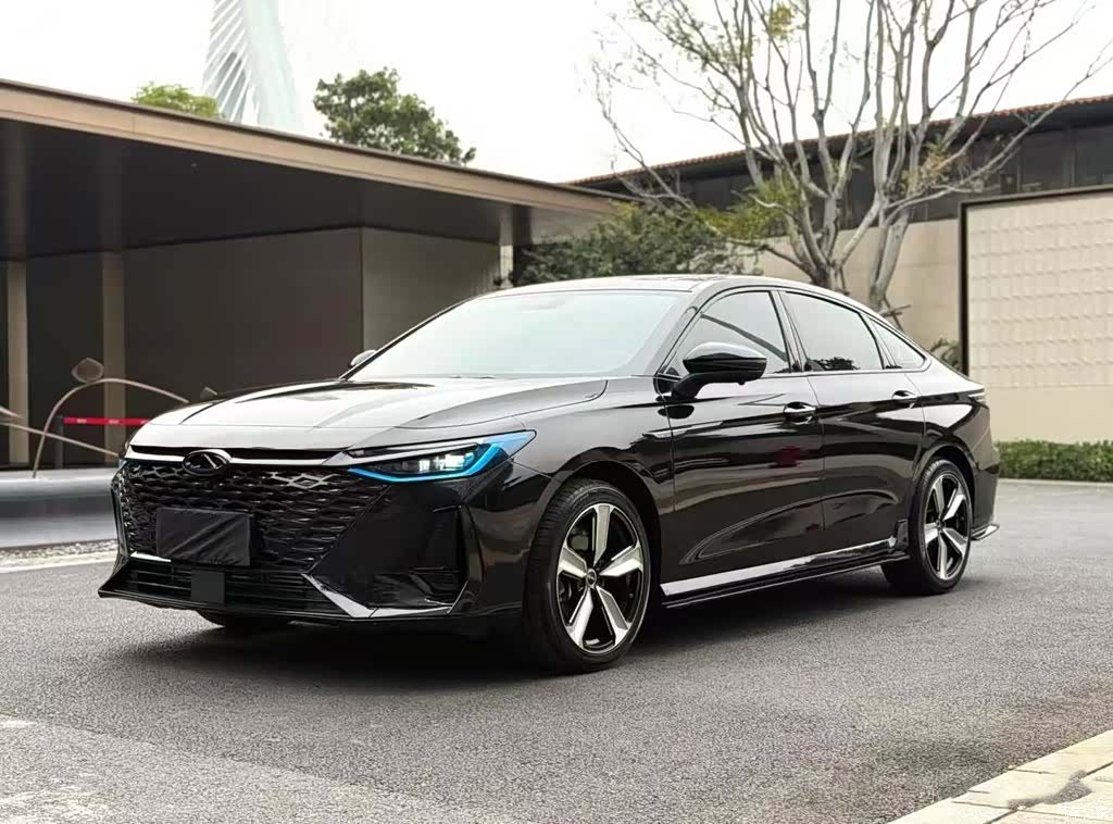 Chery Arrizo 8