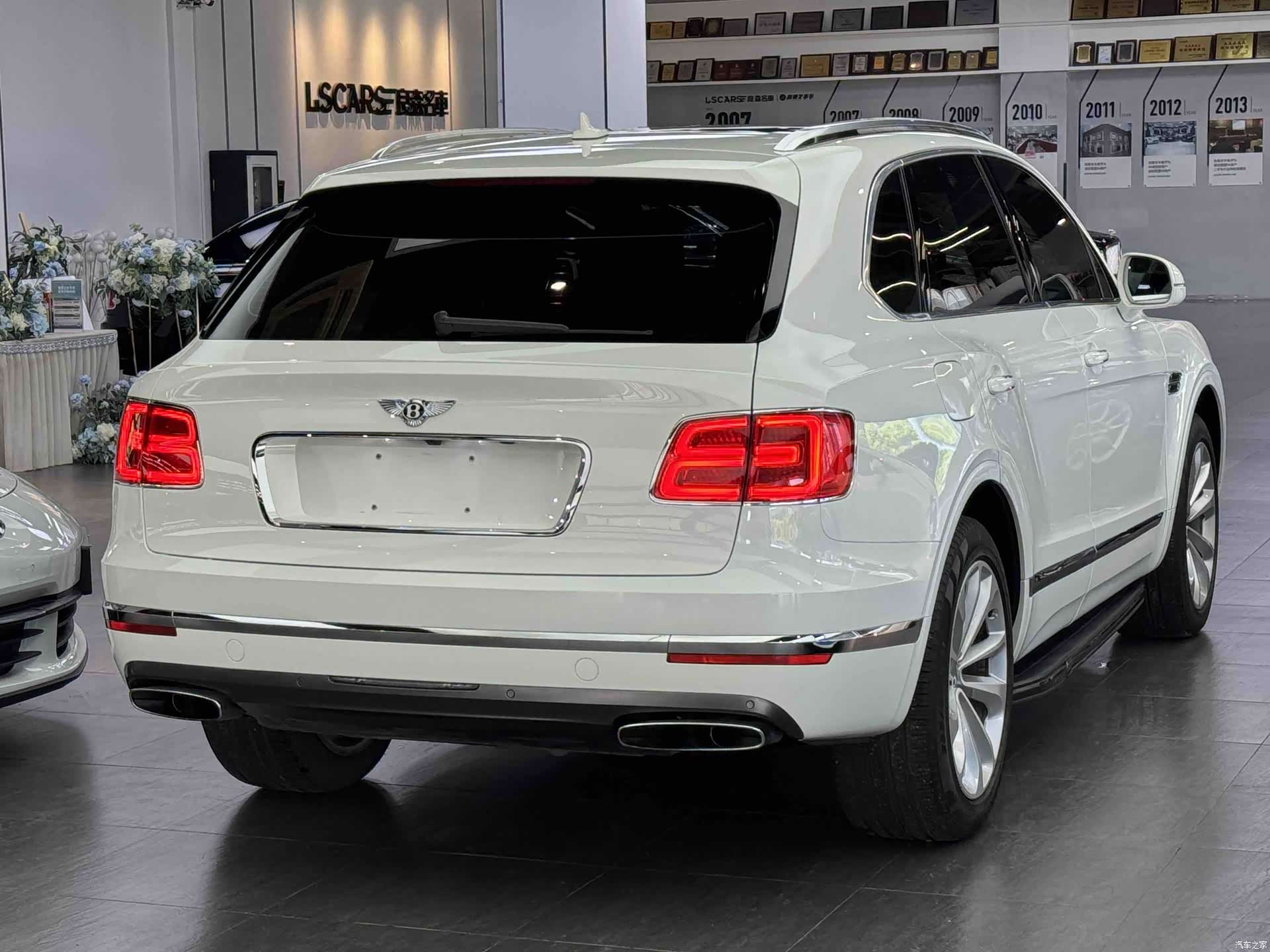 Bentley Bentayga, 2018 6