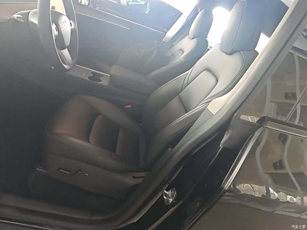 Tesla Model Y, 2021 15