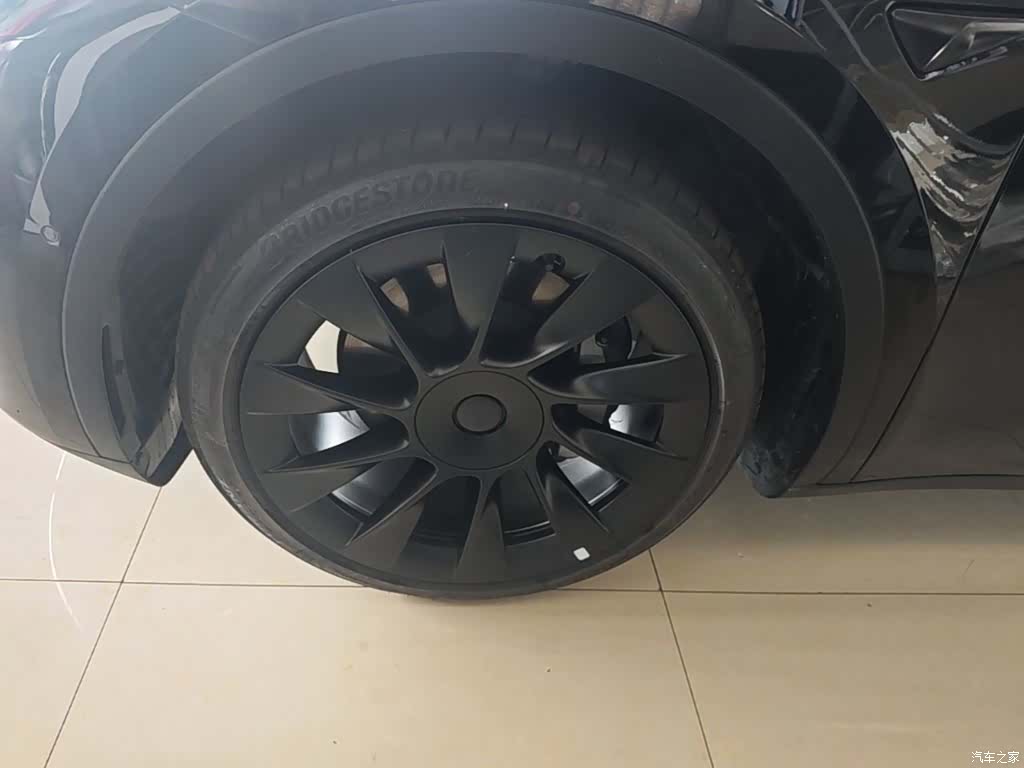 Tesla Model Y, 2021 23