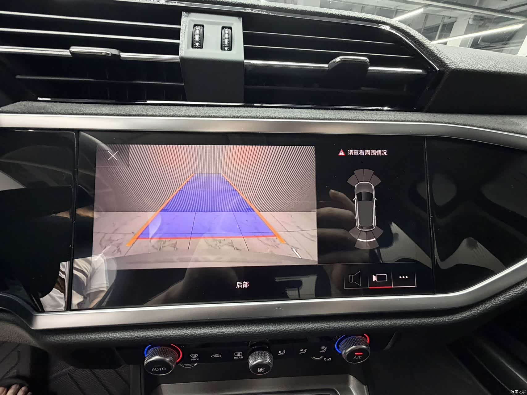 Audi Q3, 2022 16