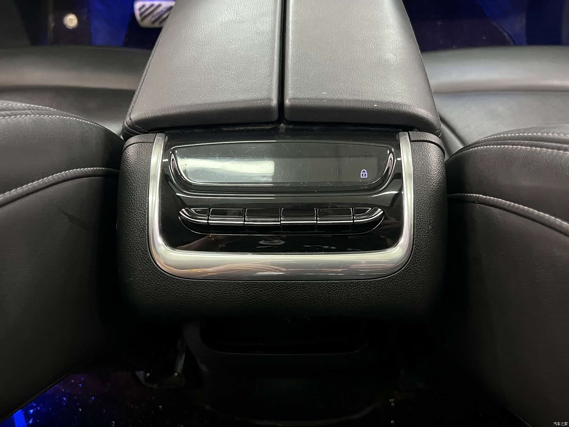 Buick Enclave, 2022 13