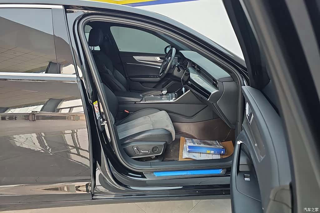 Audi A6L, 2023 8