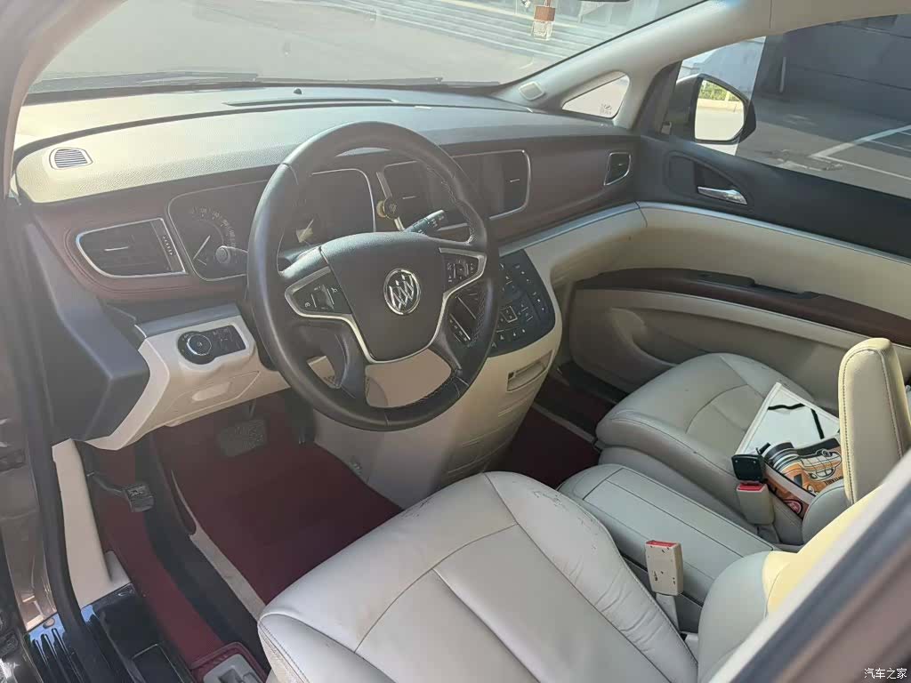 Buick GL8, 2017 все фото