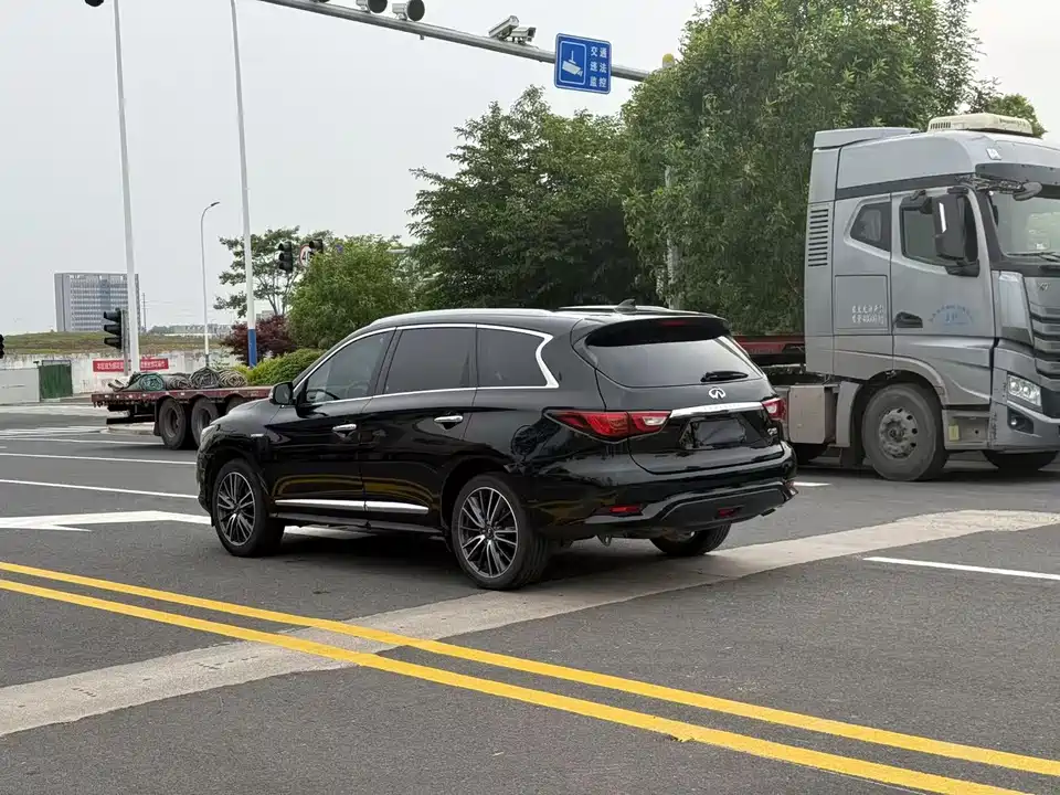 Infiniti QX60