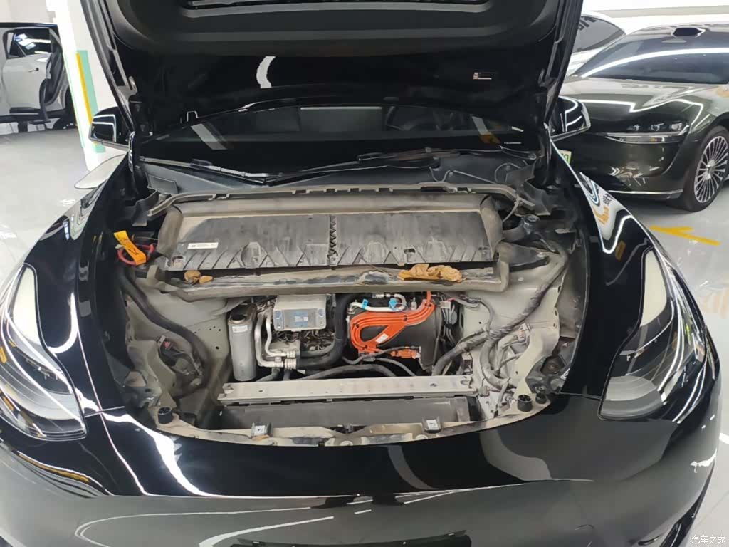 Tesla Model Y, 2022 20