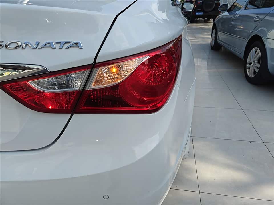 Hyundai Sonata Hyundai Sonata