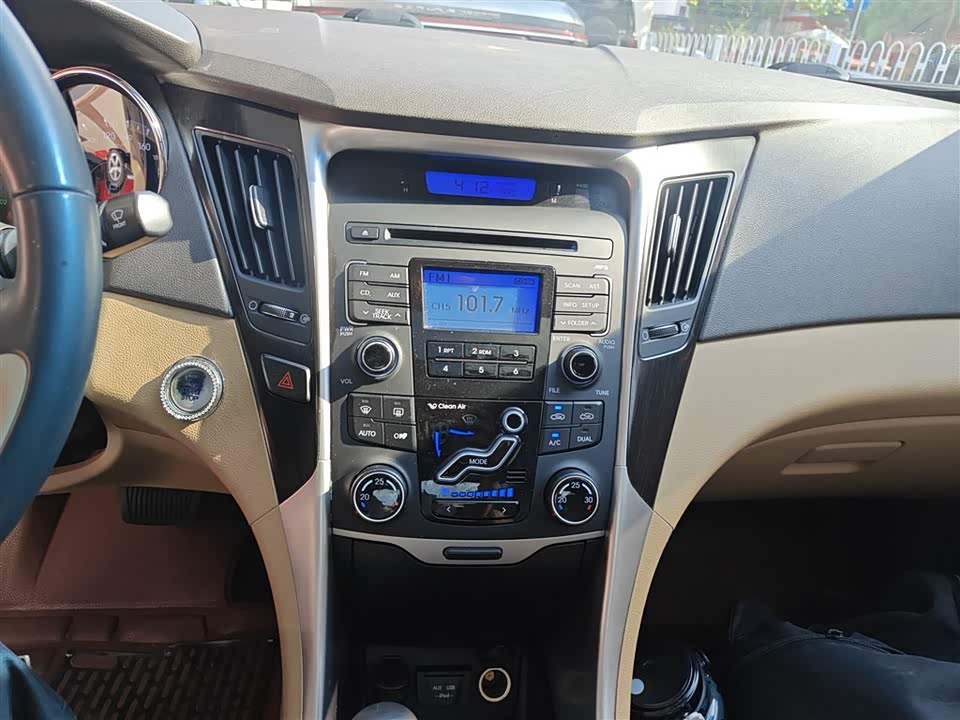 Hyundai Sonata Hyundai Sonata