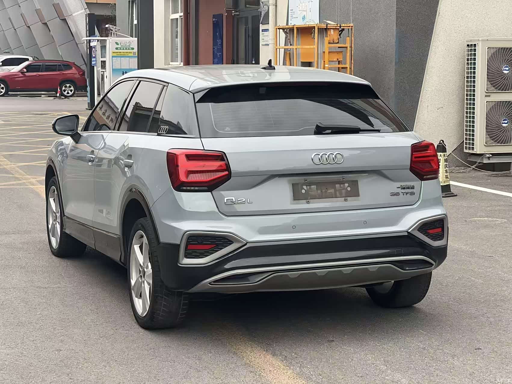 Audi Q2L, 2023 12